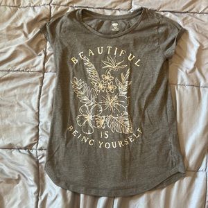 Old Navy graphic t-shirt